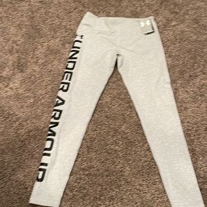 New girls under Armour leggings